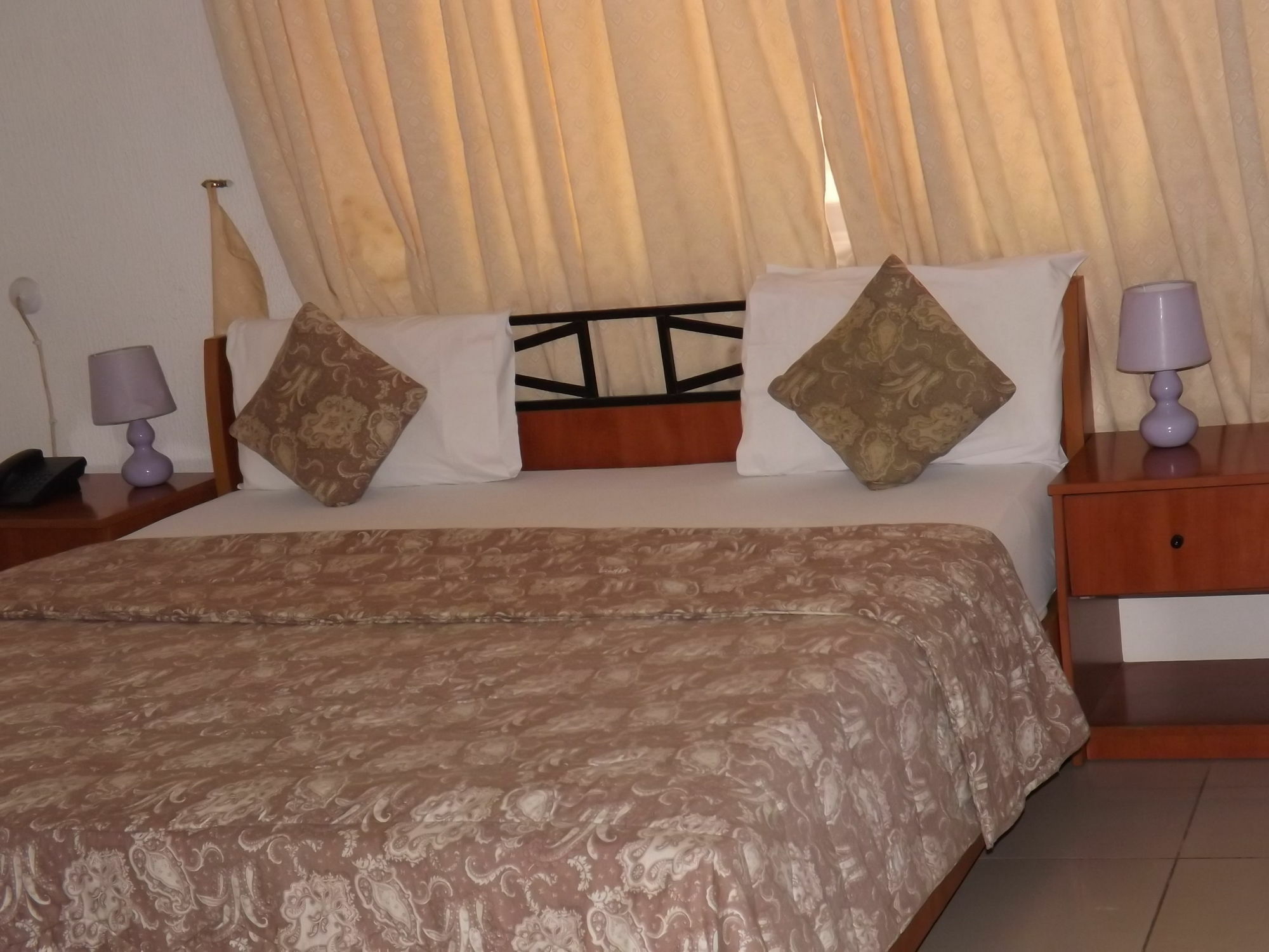 La Playa Suites Lagos Exterior foto
